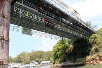 Scaffold suspended off bridge