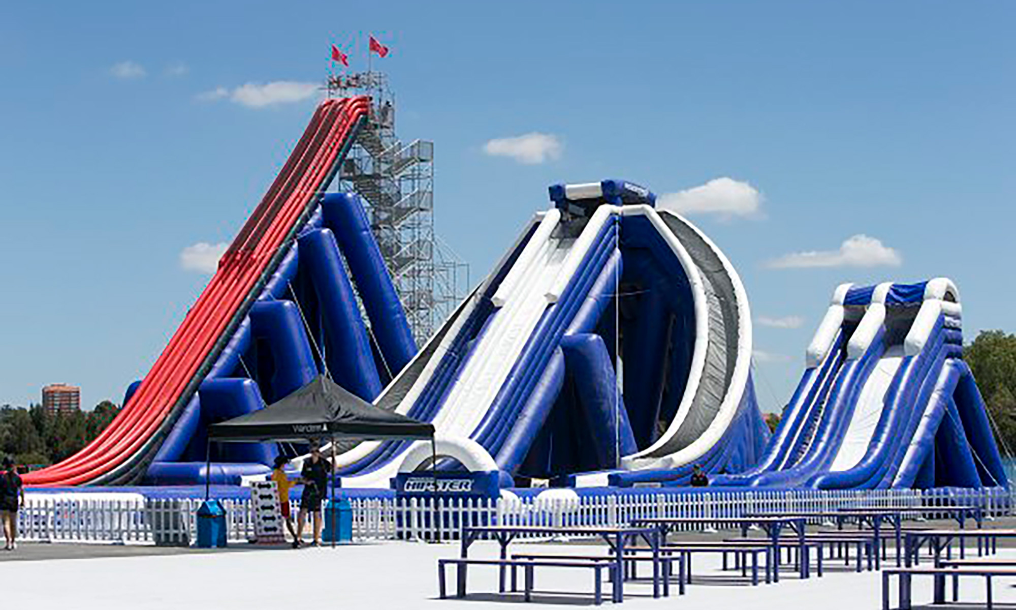 Scaffolding the World's tallest inflatable waterslide Layher. The